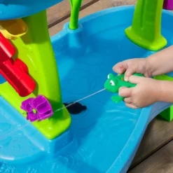 Step2 Rain Showers Splash Pond Water Table -Outdoor Toys-Step2 GUEST 24bdffcc 7ab3 4ff8 8f21 e77df7f859ae