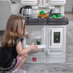 Step2 Quaint Kitchen 22pc - White -Outdoor Toys-Step2 GUEST 95301843 efdd 43e2 824d 56d49029d31f