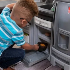 Step2 Grand Walk-in Classic Kitchen & Grill - 118pc -Outdoor Toys-Step2 GUEST ad83bc0f c45e 4ecb a901 47b8f6700e77