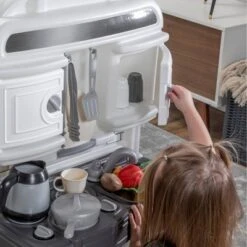 Step2 Quaint Kitchen 22pc - White -Outdoor Toys-Step2 GUEST e798e9c9 f2fd 4245 a8b4 186bb0d30173