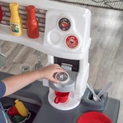 Step2 Love To Entertain Kitchen -Outdoor Toys-Step2 GUEST ee34cc1a 2a44 4d75 b835 7b9a63484a64